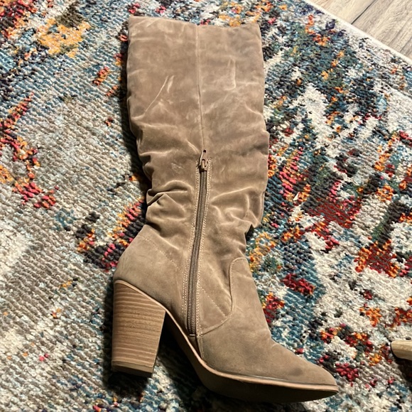 Size 9 target brown suede knee high boots - Picture 3 of 5